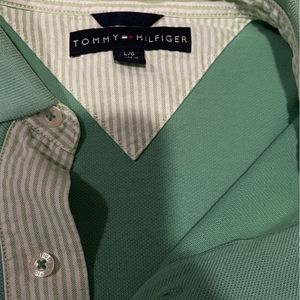 Tommy Hilfiger 90's vintage polo.